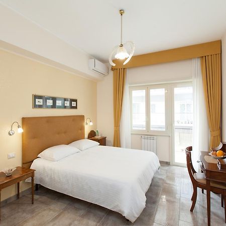Anice Guesthouse ローマ エクステリア 写真