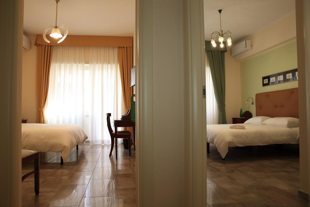 Anice Guesthouse ローマ エクステリア 写真